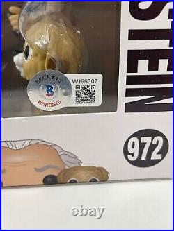 Christopher Lloyd Signed Back To The Future Doc Brown Funko 972 Beckett 28