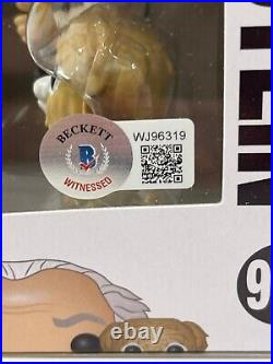 Christopher Lloyd Signed Back To The Future Doc Brown Funko 972 Beckett 3